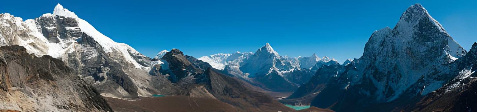 A Realistic Guide For Beginners to Climb the Lobuje East Peak