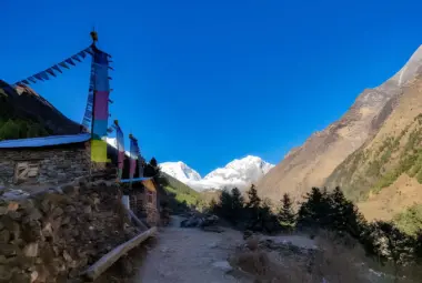manaslu-trek-cost